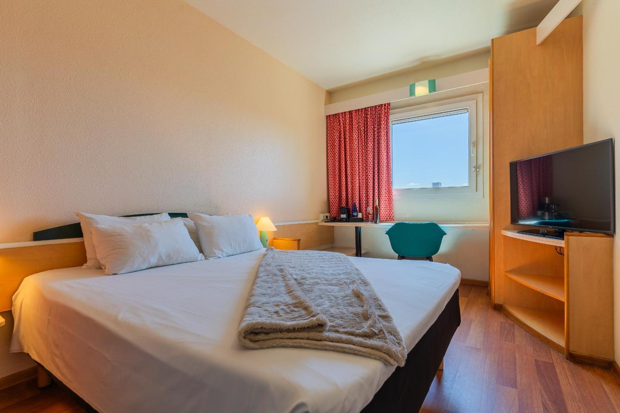 Ibis Cadiz Hotel